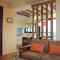 橙色东南亚风格客厅隔断装修案例